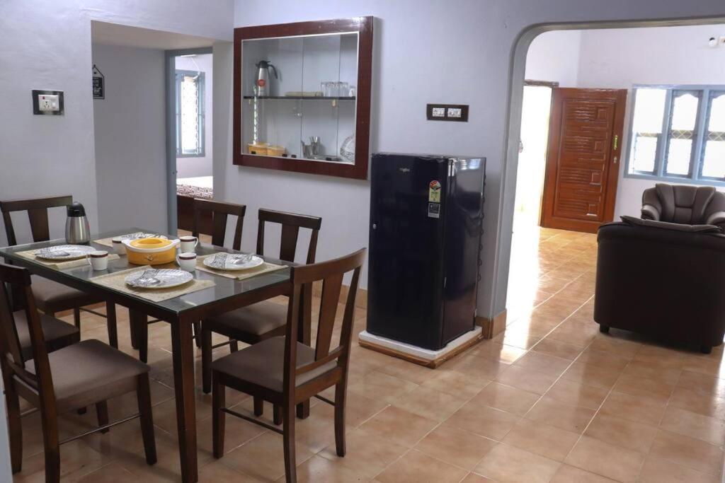 Madura Homestay - Gorgeous Home With 2Bhk 5 Minutes From Nh44 Madurai Exterior foto